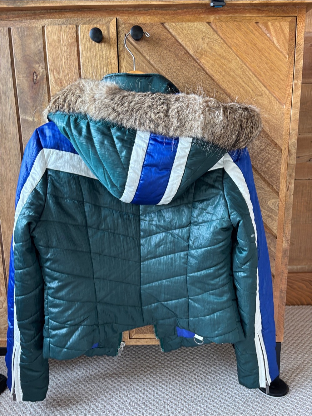 Puffer jacket! - Picture 6 of 9